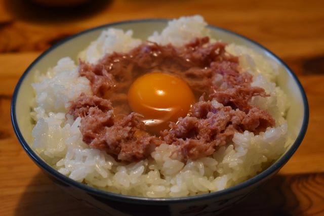 コンビーフ丼